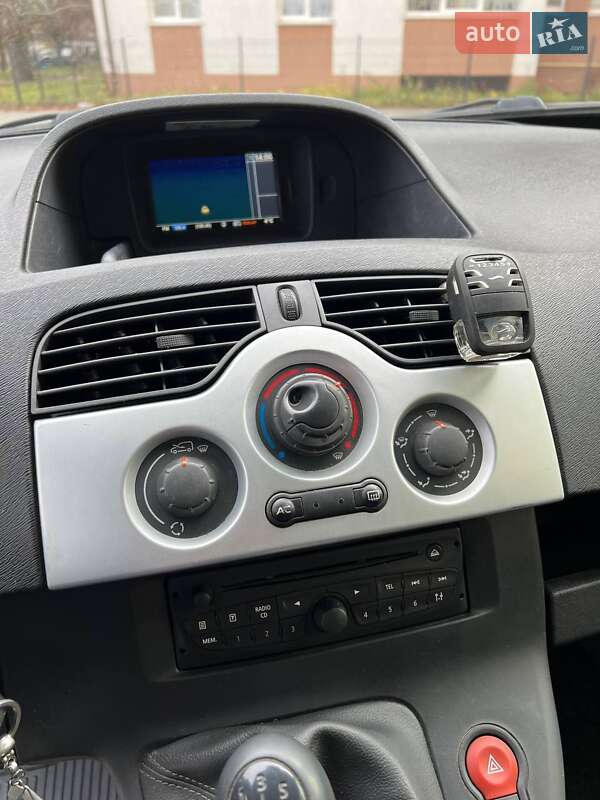 Вантажний фургон Renault Kangoo 2013 в Рівному