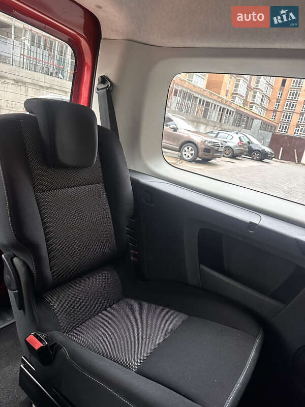 Мінівен Renault Kangoo 2016 в Житомирі