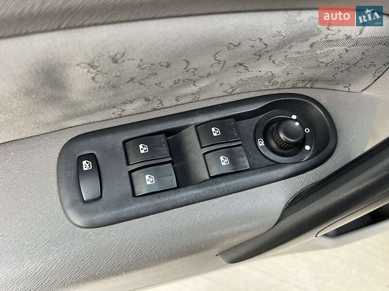 Минивэн Renault Kangoo 2009 в Луцке фото 30 Минивэн Renault Kangoo 2009 в Луцке