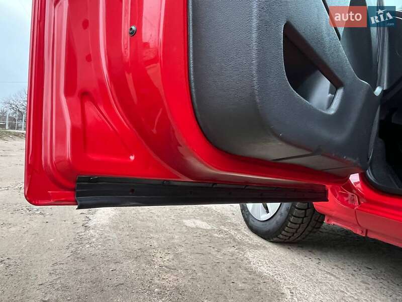 Мінівен Renault Kangoo 2013 в Первомайську