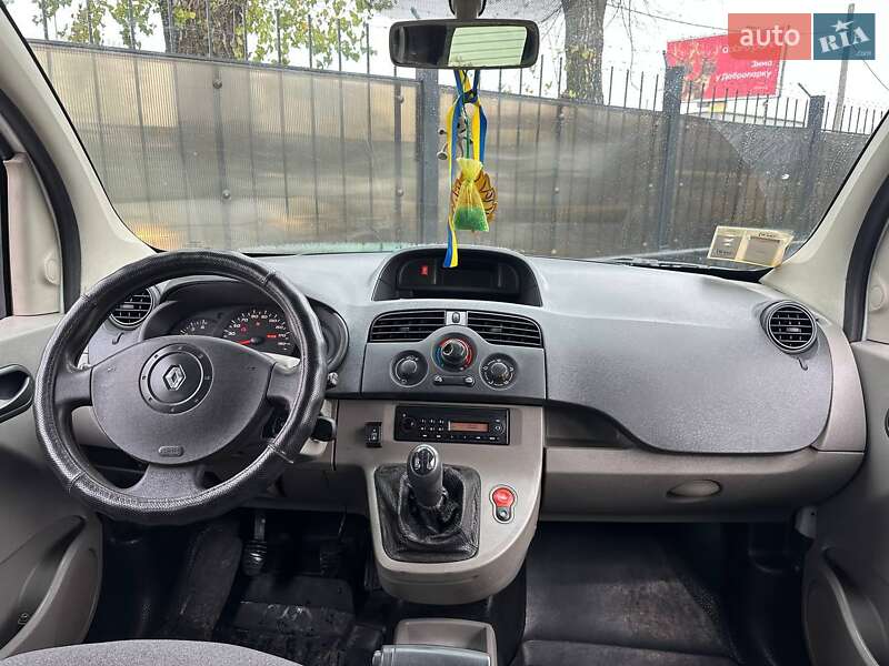 Мінівен Renault Kangoo 2010 в Києві