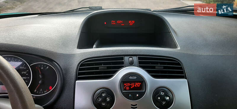 Мінівен Renault Kangoo 2009 в Чернігові