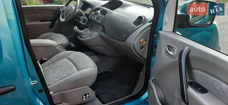 Мінівен Renault Kangoo 2009 в Чернігові
