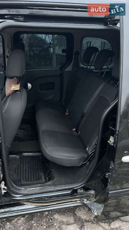 Минивэн Renault Kangoo 2012 в Краснограде фото 8 Минивэн Renault Kangoo 2012 в Краснограде