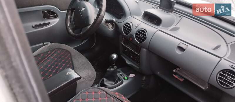 Минивэн Renault Kangoo 2001 в Каменец-Подольском фото 3 Минивэн Renault Kangoo 2001 в Каменец-Подольском