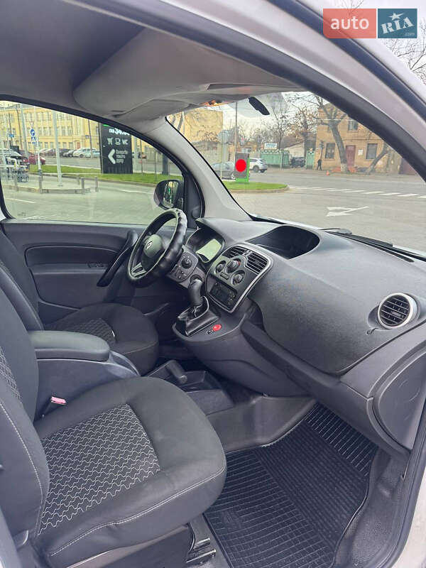 Вантажопасажирський фургон Renault Kangoo 2013 в Одесі