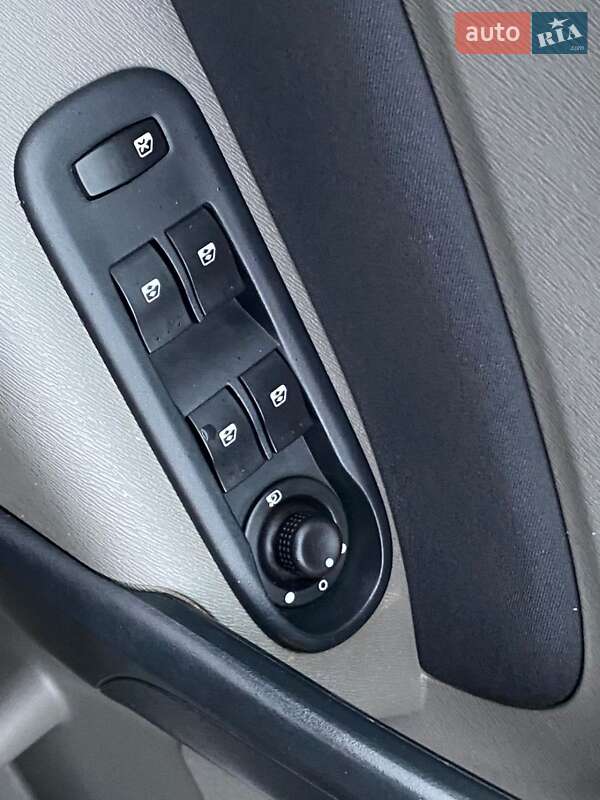 Минивэн Renault Kangoo 2010 в Ивано-Франковске фото 17 Минивэн Renault Kangoo 2010 в Ивано-Франковске