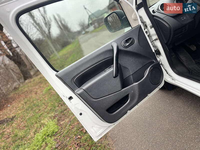 Мінівен Renault Kangoo 2011 в Володимирі фото 20 Мінівен Renault Kangoo 2011 в Володимирі