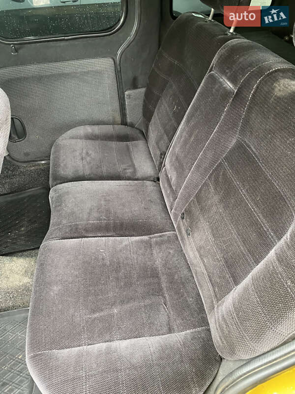 Минивэн Renault Kangoo 2002 в Ровно фото 9 Минивэн Renault Kangoo 2002 в Ровно