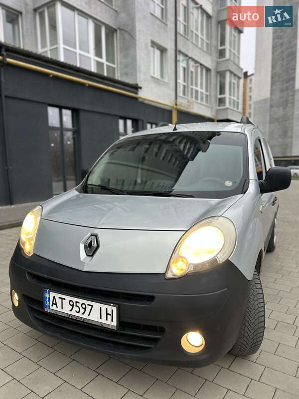 Минивэн Renault Kangoo 2009 в Ивано-Франковске