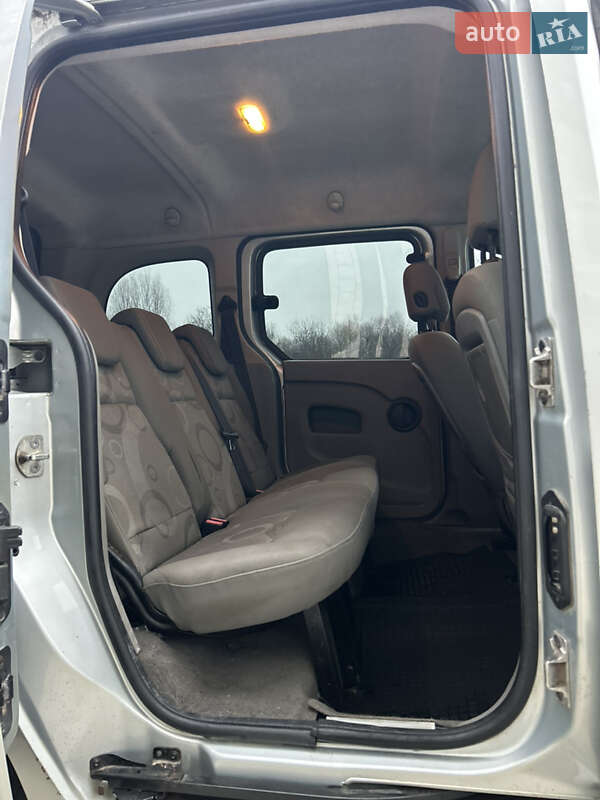 Минивэн Renault Kangoo 2009 в Ивано-Франковске