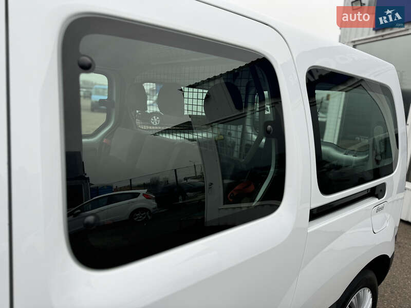 Минивэн Renault Kangoo 2018 в Киеве фото 14 Минивэн Renault Kangoo 2018 в Киеве