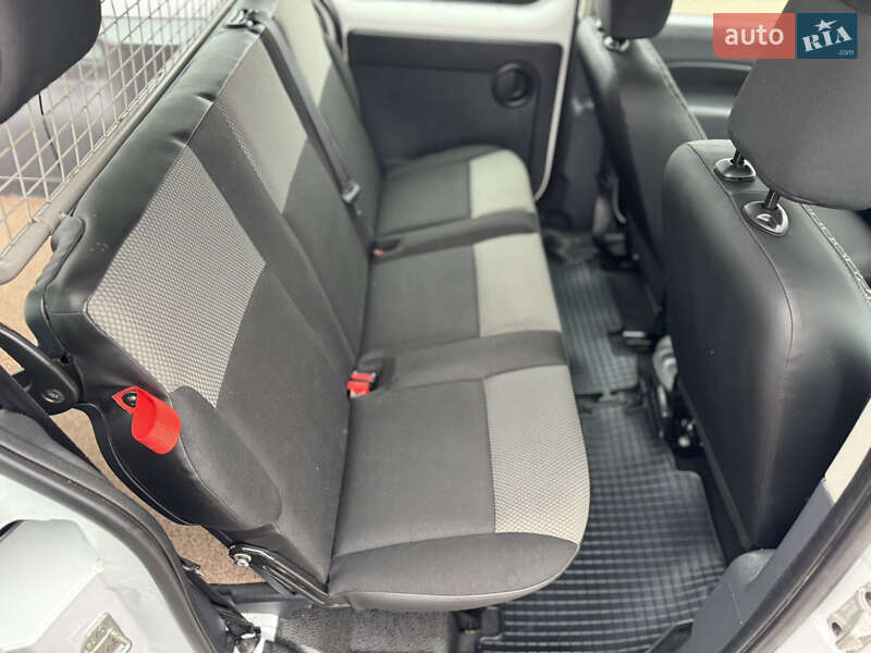 Минивэн Renault Kangoo 2018 в Киеве фото 48 Минивэн Renault Kangoo 2018 в Киеве