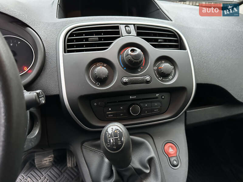 Грузовой фургон Renault Kangoo 2016 в Киеве
