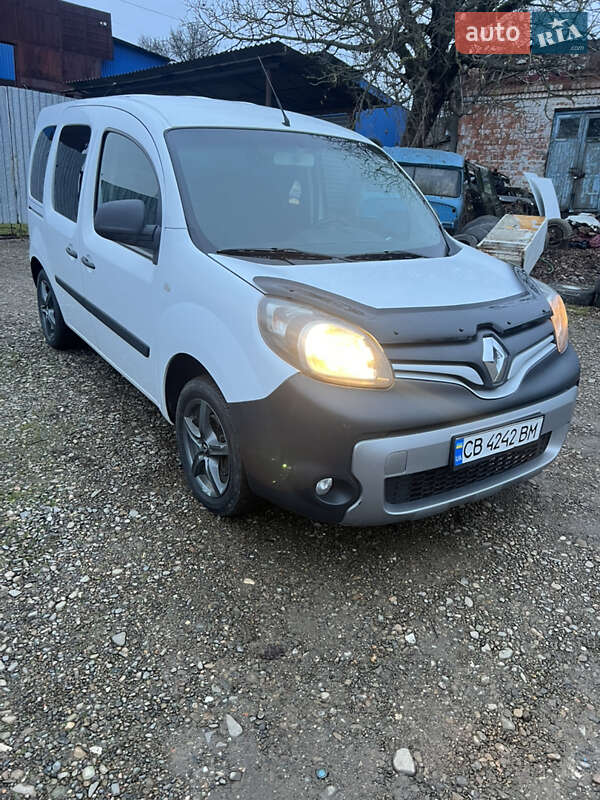 Мінівен Renault Kangoo 2013 в Чернівцях