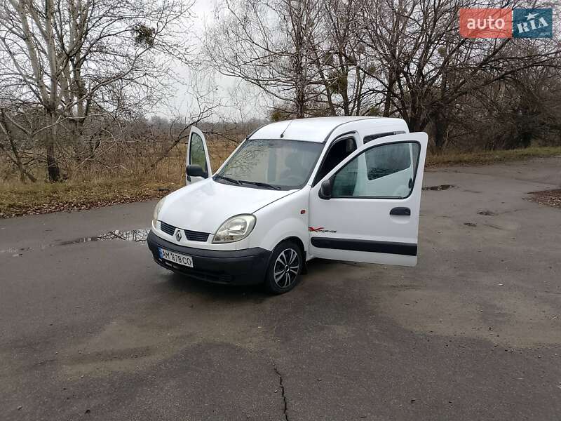 Мінівен Renault Kangoo 2004 в Києві фото 16 Мінівен Renault Kangoo 2004 в Києві
