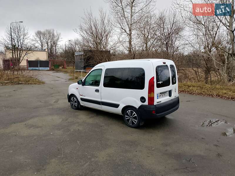 Мінівен Renault Kangoo 2004 в Києві фото 15 Мінівен Renault Kangoo 2004 в Києві