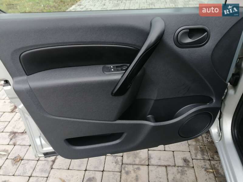 Минивэн Renault Kangoo 2012 в Здолбунове