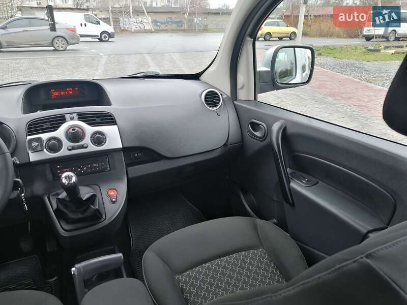 Минивэн Renault Kangoo 2012 в Здолбунове