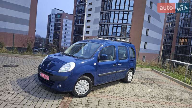 Мінівен Renault Kangoo 2009 в Івано-Франківську
