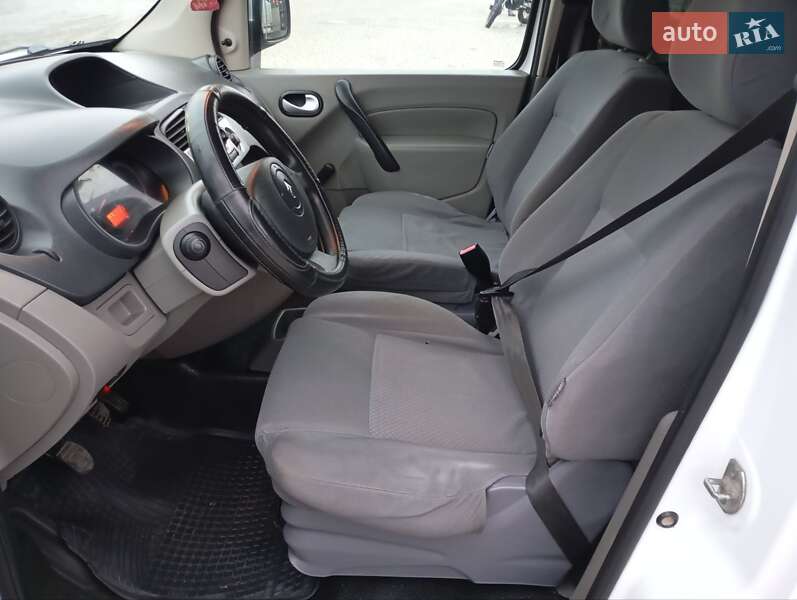 Минивэн Renault Kangoo 2010 в Каменец-Подольском фото 25 Минивэн Renault Kangoo 2010 в Каменец-Подольском