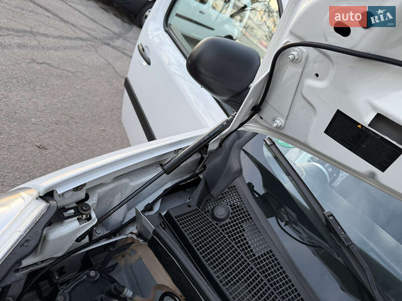 Грузовой фургон Renault Kangoo 2018 в Днепре фото 76 Грузовой фургон Renault Kangoo 2018 в Днепре