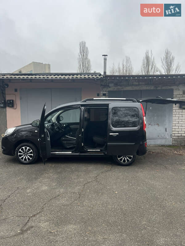 Минивэн Renault Kangoo 2014 в Киеве фото 5 Минивэн Renault Kangoo 2014 в Киеве