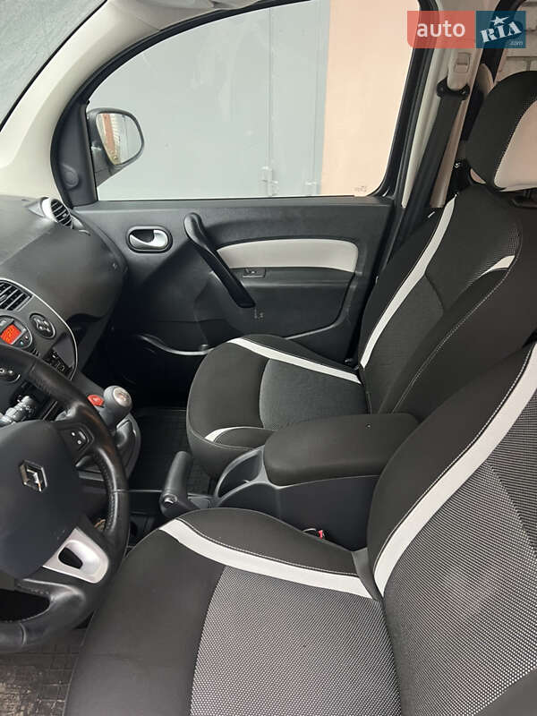 Минивэн Renault Kangoo 2014 в Киеве фото 10 Минивэн Renault Kangoo 2014 в Киеве