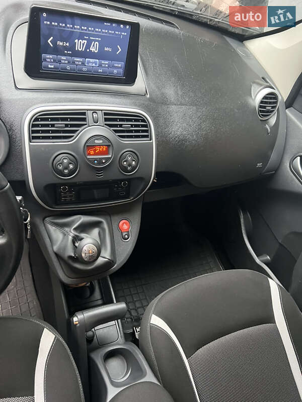 Минивэн Renault Kangoo 2014 в Киеве фото 18 Минивэн Renault Kangoo 2014 в Киеве