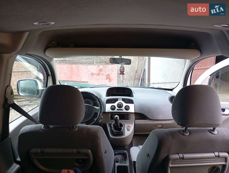 Минивэн Renault Kangoo 2010 в Каменец-Подольском фото 6 Минивэн Renault Kangoo 2010 в Каменец-Подольском