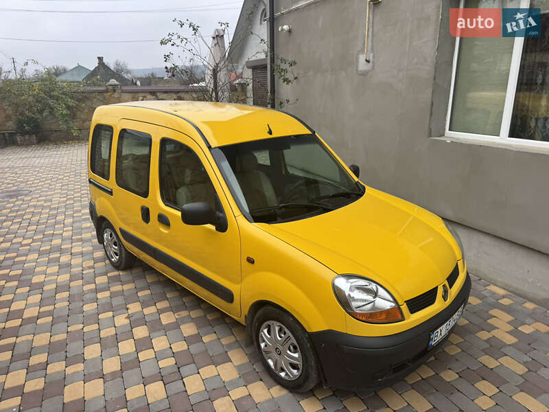 Минивэн Renault Kangoo 2003 в Могилев-Подольске фото 12 Минивэн Renault Kangoo 2003 в Могилев-Подольске