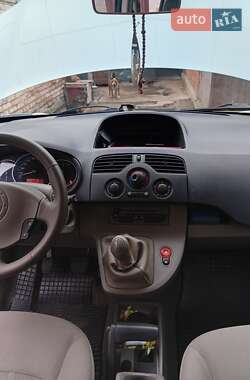 Минивэн Renault Kangoo 2011 в Новоукраинке