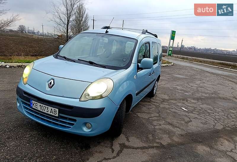 Минивэн Renault Kangoo 2010 в Днепре