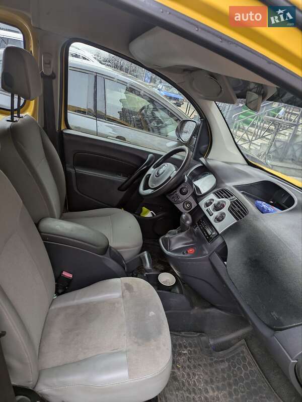 Мінівен Renault Kangoo 2013 в Івано-Франківську