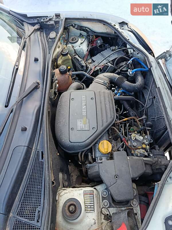 Минивэн Renault Kangoo 2000 в Каменке-Бугской фото 11 Минивэн Renault Kangoo 2000 в Каменке-Бугской