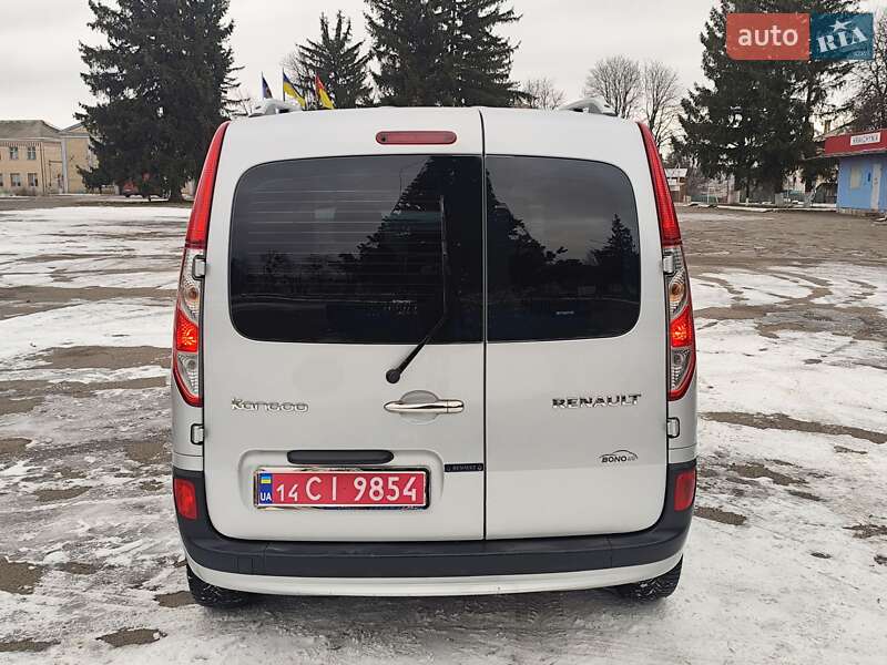 Минивэн Renault Kangoo 2015 в Новоархангельске