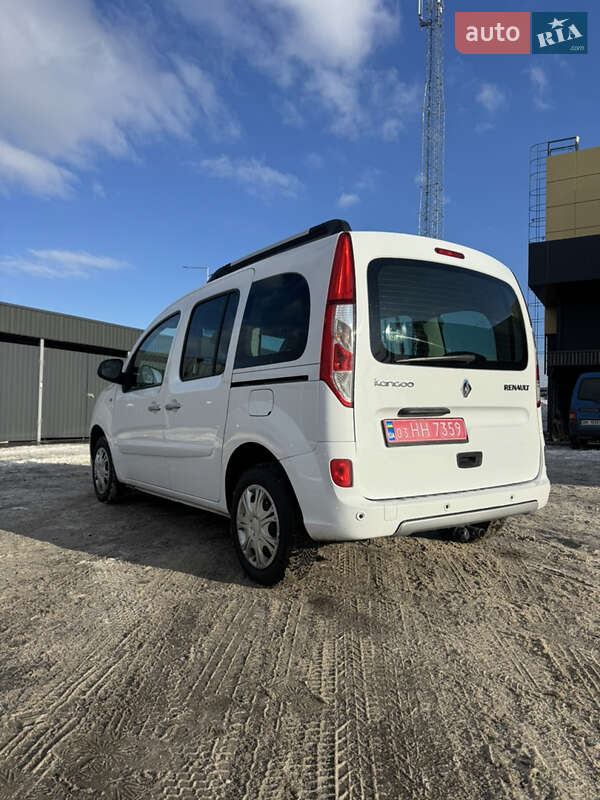 Минивэн Renault Kangoo 2014 в Ровно фото 22 Минивэн Renault Kangoo 2014 в Ровно