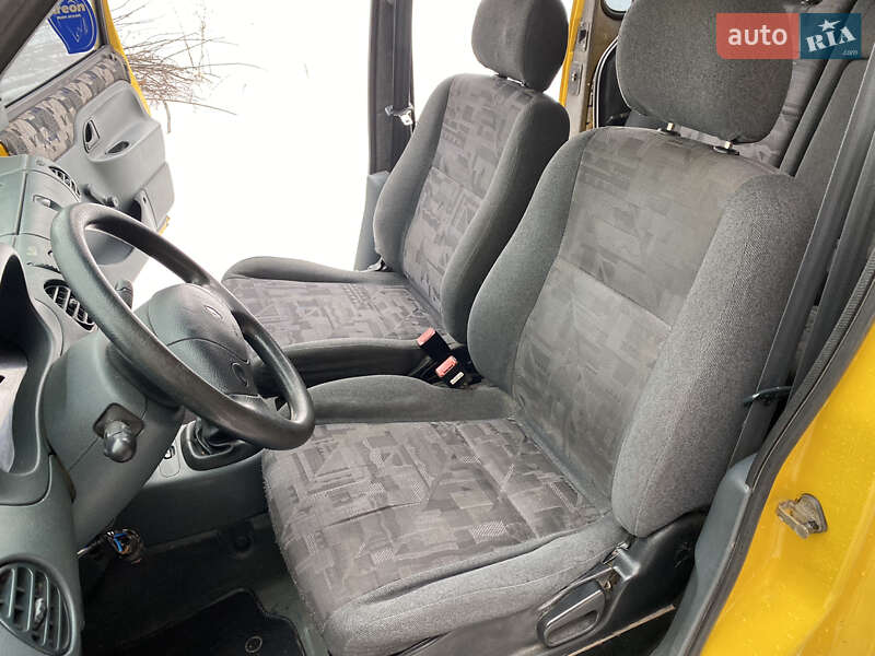 Минивэн Renault Kangoo 2000 в Василькове