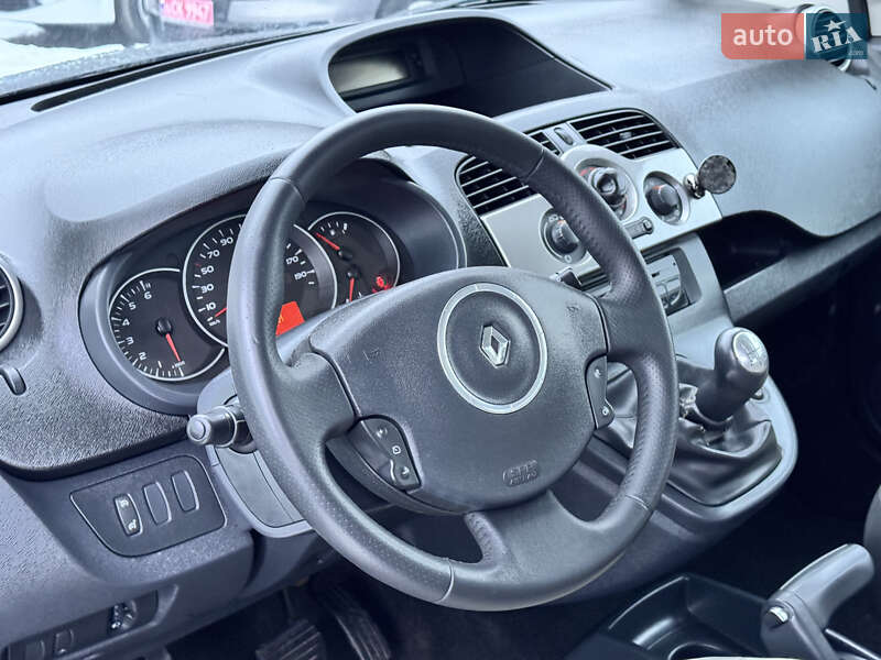 Минивэн Renault Kangoo 2013 в Виннице