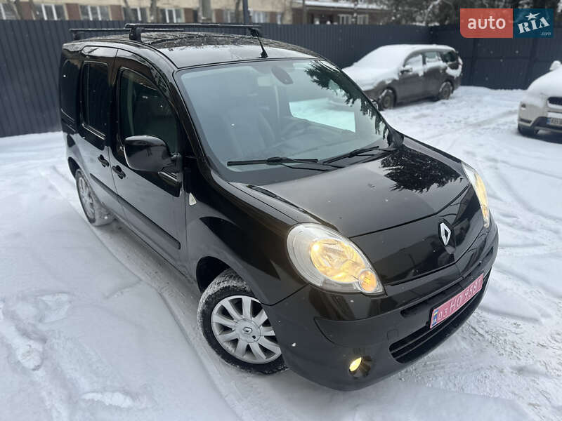 Минивэн Renault Kangoo 2010 в Виннице