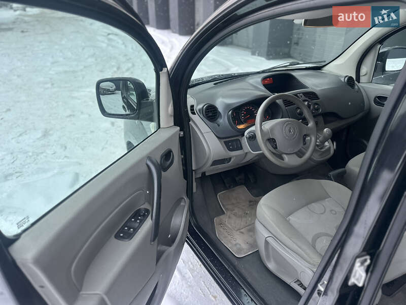 Минивэн Renault Kangoo 2010 в Виннице