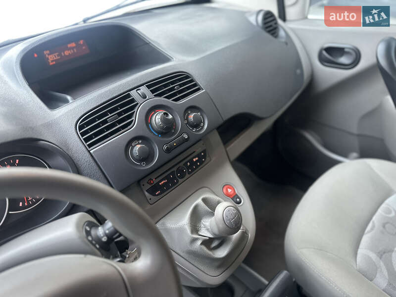 Минивэн Renault Kangoo 2010 в Виннице