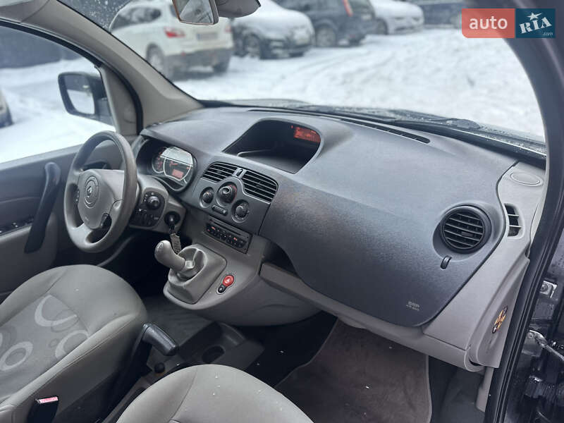 Минивэн Renault Kangoo 2010 в Виннице