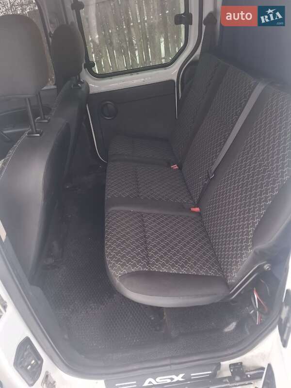 Минивэн Renault Kangoo 2014 в Коростене