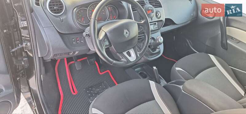 Минивэн Renault Kangoo 2016 в Новоархангельске