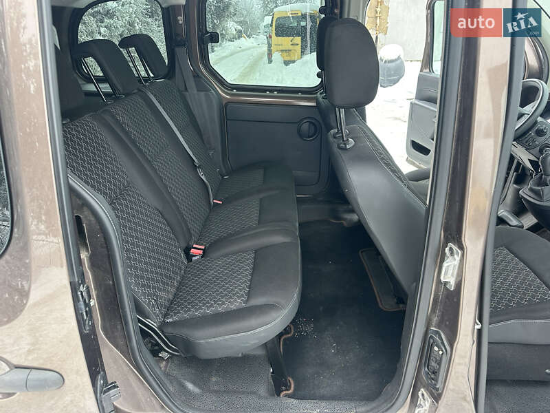 Минивэн Renault Kangoo 2015 в Луцке фото 14 Минивэн Renault Kangoo 2015 в Луцке