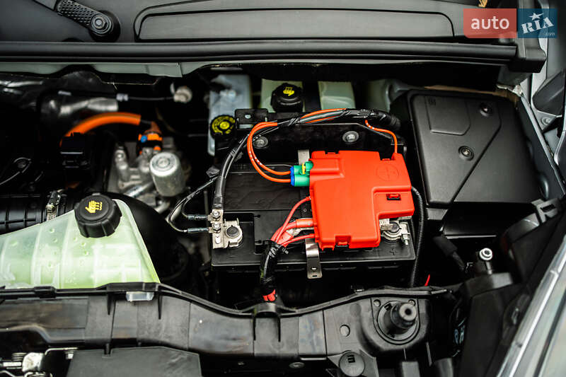 Грузовой фургон Renault Kangoo 2018 в Луцке фото 4 Грузовой фургон Renault Kangoo 2018 в Луцке