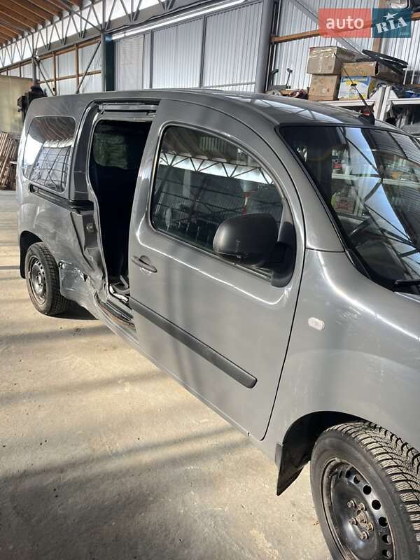 Минивэн Renault Kangoo 2013 в Черновцах