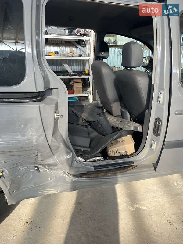 Минивэн Renault Kangoo 2013 в Черновцах