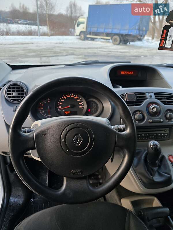 Минивэн Renault Kangoo 2010 в Хмельницком